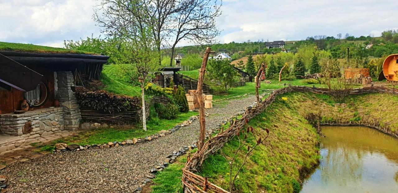 Valea Celor Doisprezece Hotel Piriu Dobreni Exterior foto